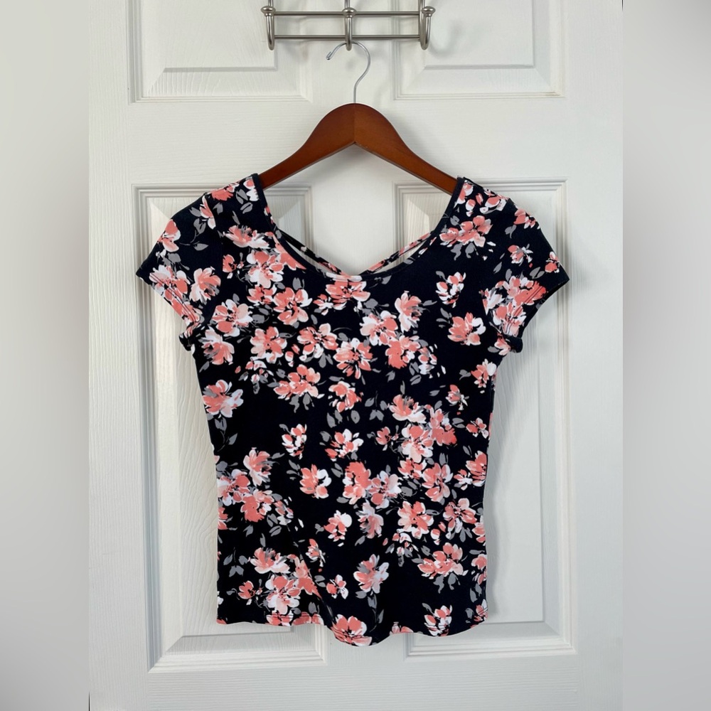 Floral Print Women's Top - Black and Pink